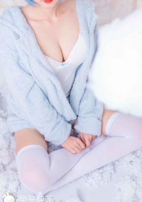 少妇撅着屁股让人从后面玩_BD国语高清视频观看