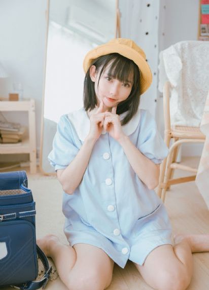 日日碰久久躁77777_720在线视频播放