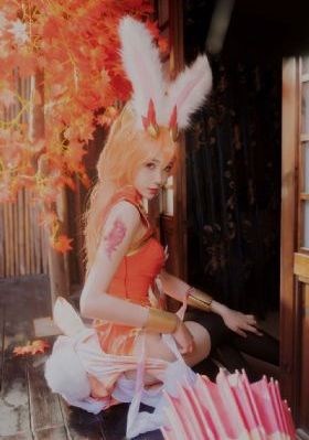 扒开内衣揉她乳尖视频免费看_高清蓝光在线观