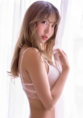 日产一一到六区网站免费_电影无删减版